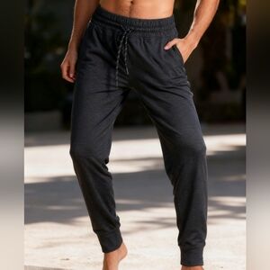 Lolë Men’s Black Jogger Pants Medium Athletic Sweatpants